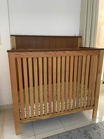 Customized baby crib