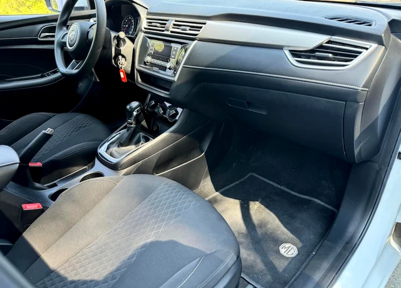 MG MG5 202362930623959171113