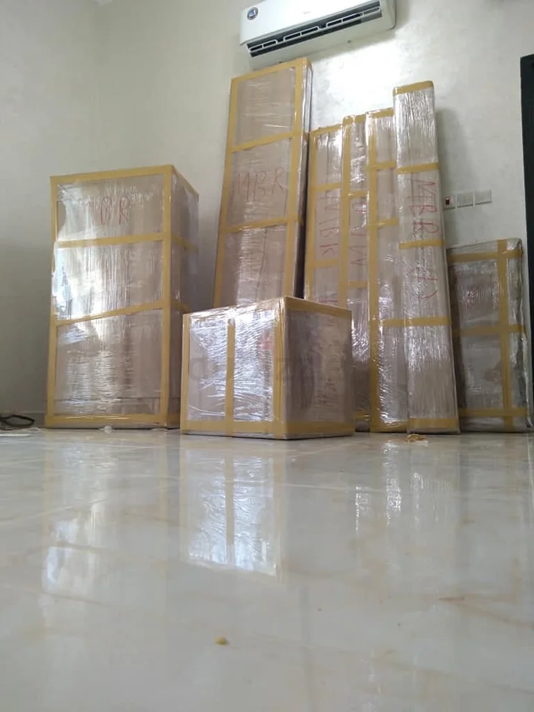 Cheap Movers in Sharjah62929662936194112