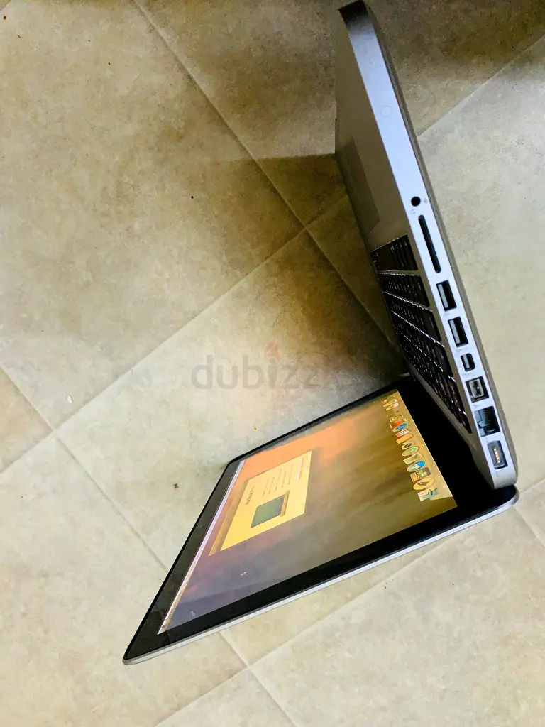 Apple MacBook Pro - Sleek  Powerful!63256604159491113