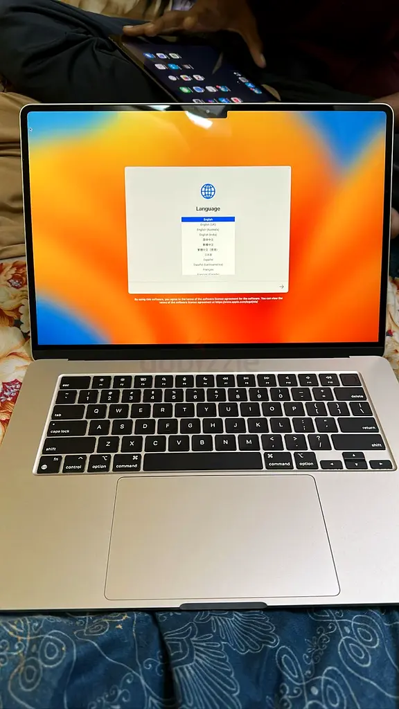 Macbook air63256604080514111