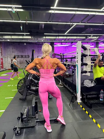 Personal trainer female