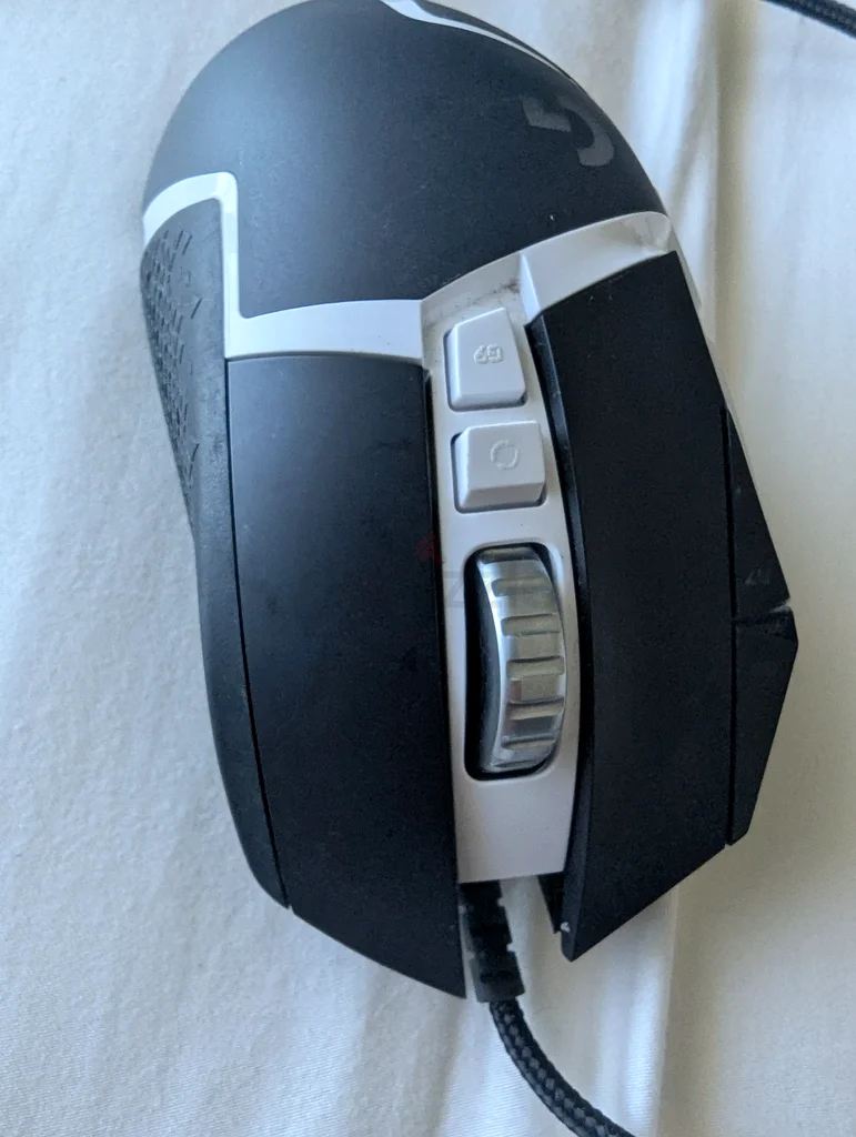 High-Performance Logitech Gaming Mouse for Sale!632560651449621129