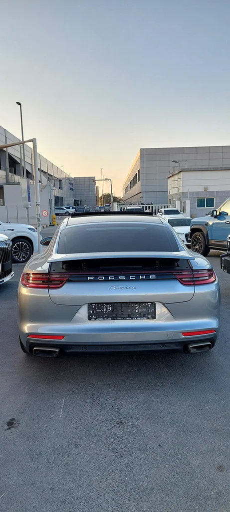 بورشه باناميرا 201963232620672899114