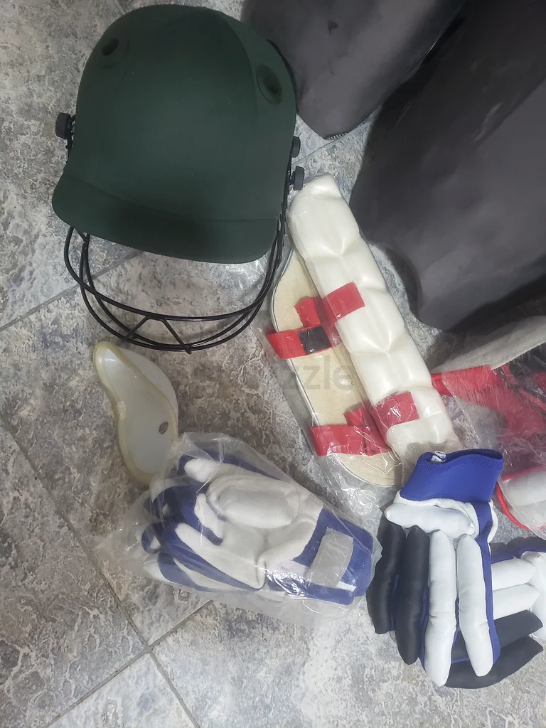 Complete Set of High-Quality Cricket Protective Gear!63247758958723114