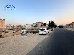 Residential plot of land, very distinguished location on an asphalt street
