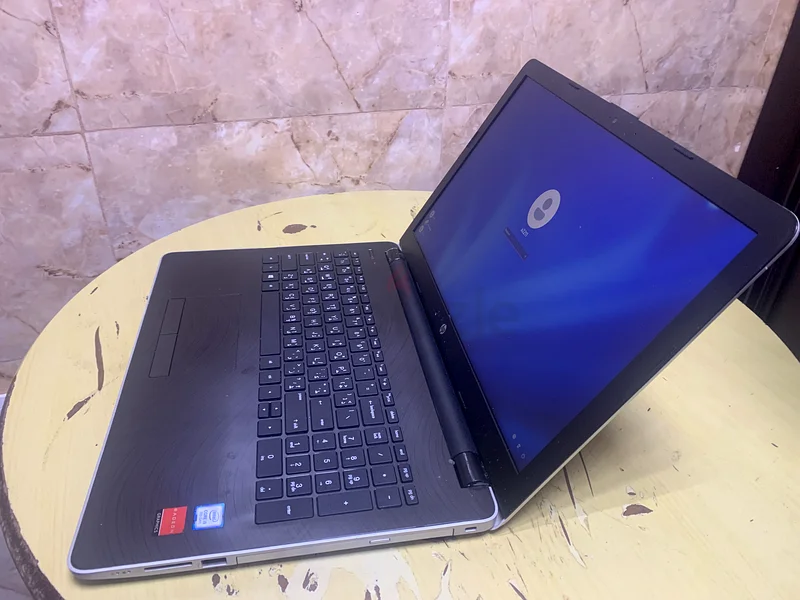 جهاز كمبيوتر HP من الجيل الثامن بمعالج إنتل كور i763258147866242112