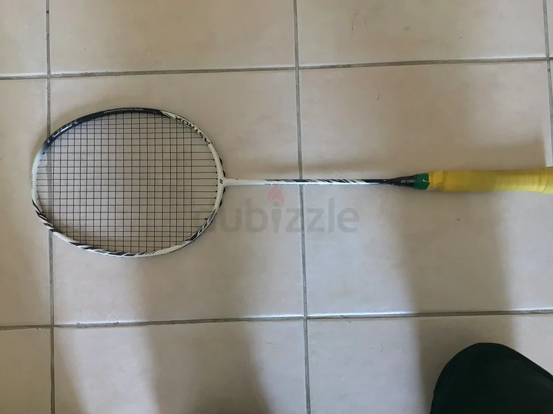 مضرب بادلنتون يونيكس أستروكس 99 (جولة)62931667932033118