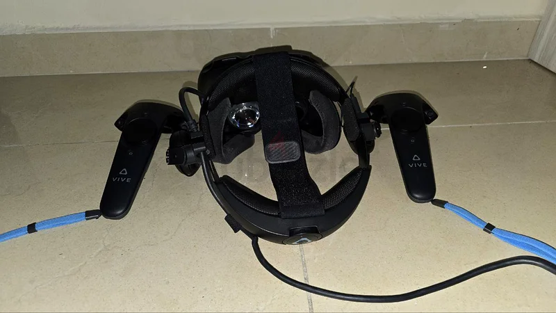 سماعة واقع افتراضي HTC Vive63262411949314113