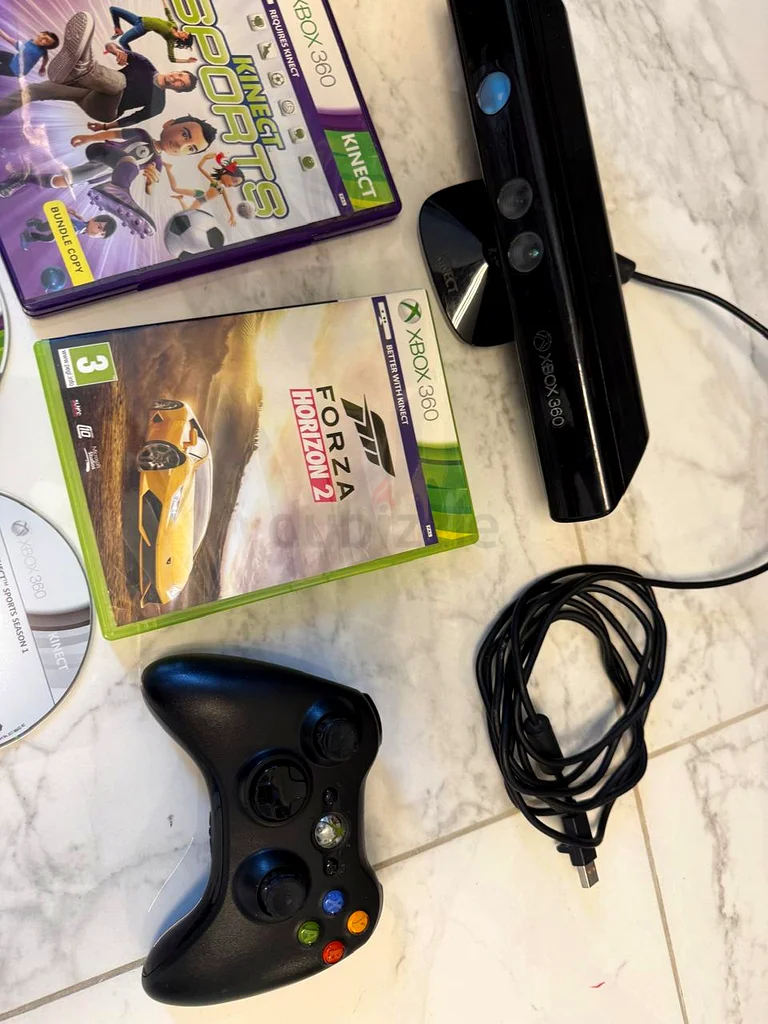 وحدة تحكم Xbox 360، مع وحدة التحكم، وكاميرا الحركة، و8 ألعاب، السعر قابل للتفاوض63230190745987111