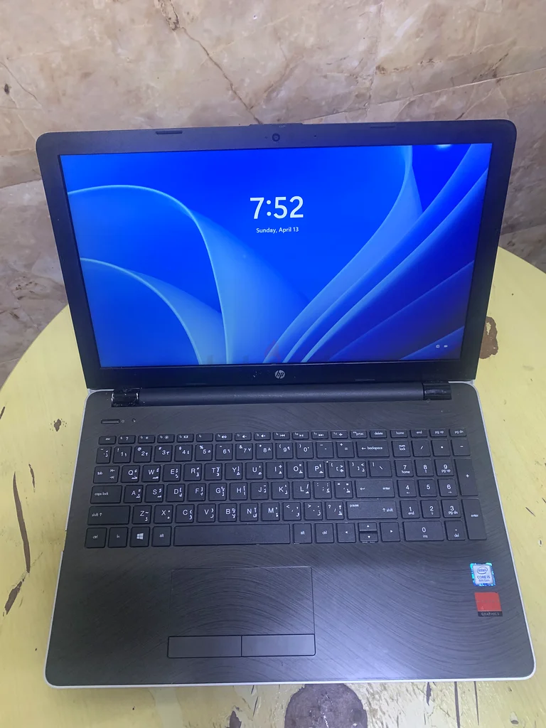 HP Core i7 8th generation632581478662421120