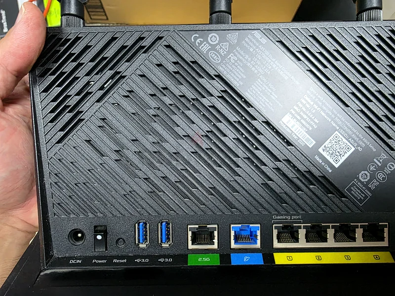Asus AX86U Wi-Fi 663167577994115113