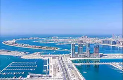 Luxury master room with balcony full sea view in marina for ladies