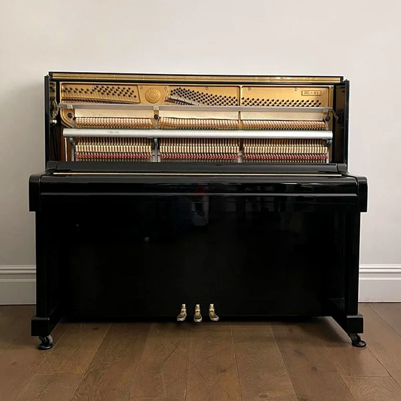 Kawai Model BL 31 Upright Piano63265605170689111