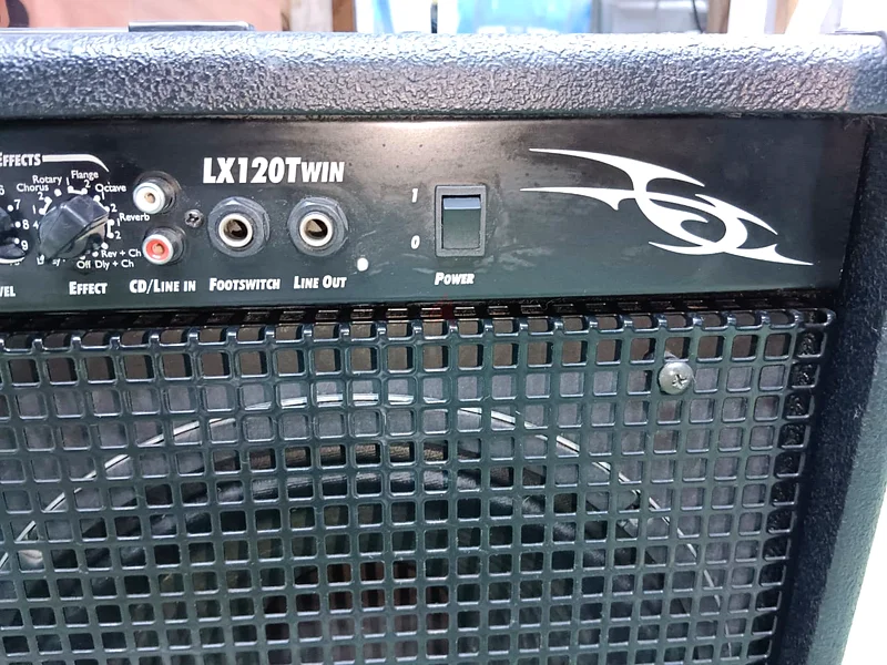 لاني LX120RTWIN 120 واط 2×12 بوصة قناة مزدوجة، غيتار كهربائي مدمج، 120 واط RSM63228313689987113
