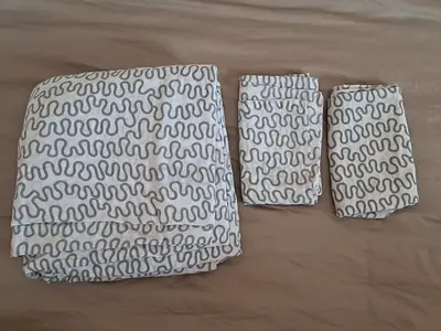 Trendy Grey Patterned Bed Linen Set for Sale!