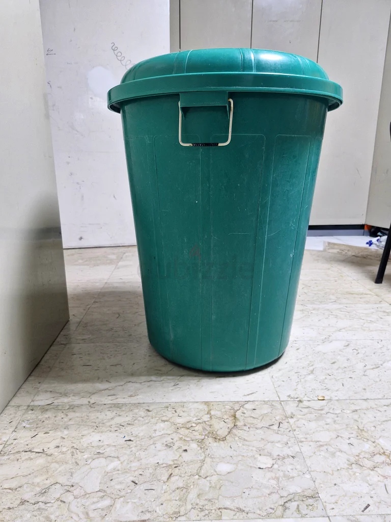 دلو كبير63185757828099111