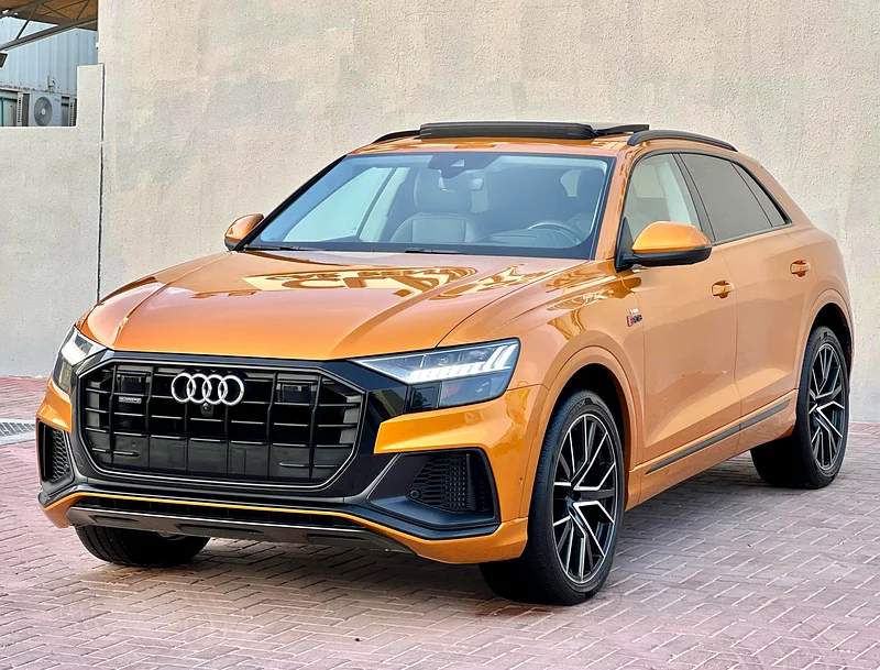 Audi Q8 Prestige 2019, clean title, no paint or accidents, in agency condition63150948130049112