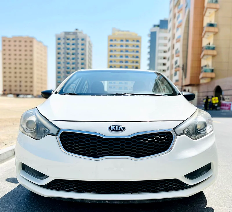 KIA CERATO 2016 MODEL WHITE GCC SPECS LESS KM REF.605563224789100034113