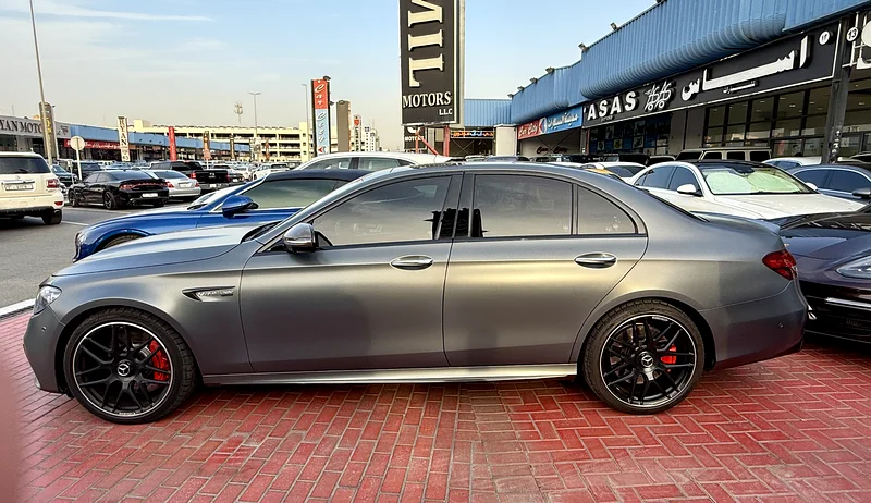 Mercedes E63S AMG63161067580802113