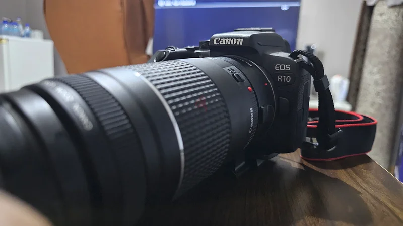 canon R10 under warranty63233634666499113