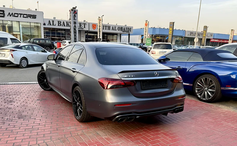 Mercedes E63S AMG63161067580802112