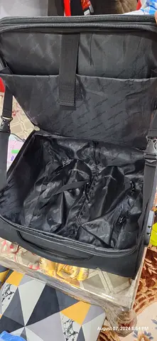 Wenger Swiss Gear Business Laptop Bag - Perfect for On-the-Go Parents!