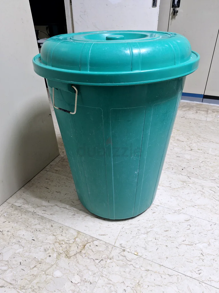 دلو كبير63185757828099112