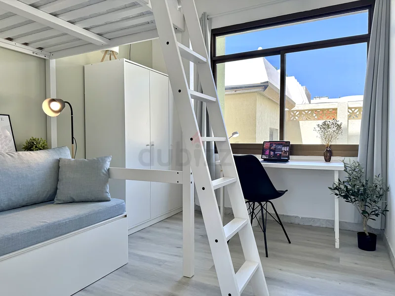 Serene Loft Room in a Stylish Co-Living Villa | Steps from the Beach – Jumeirah 163143963241217111