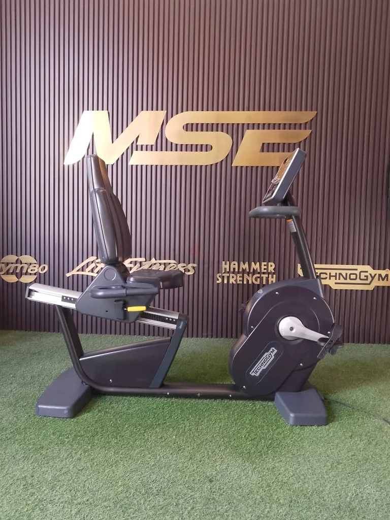 Technogym Forma Recumbent Bike – Used Condition63252438798081112