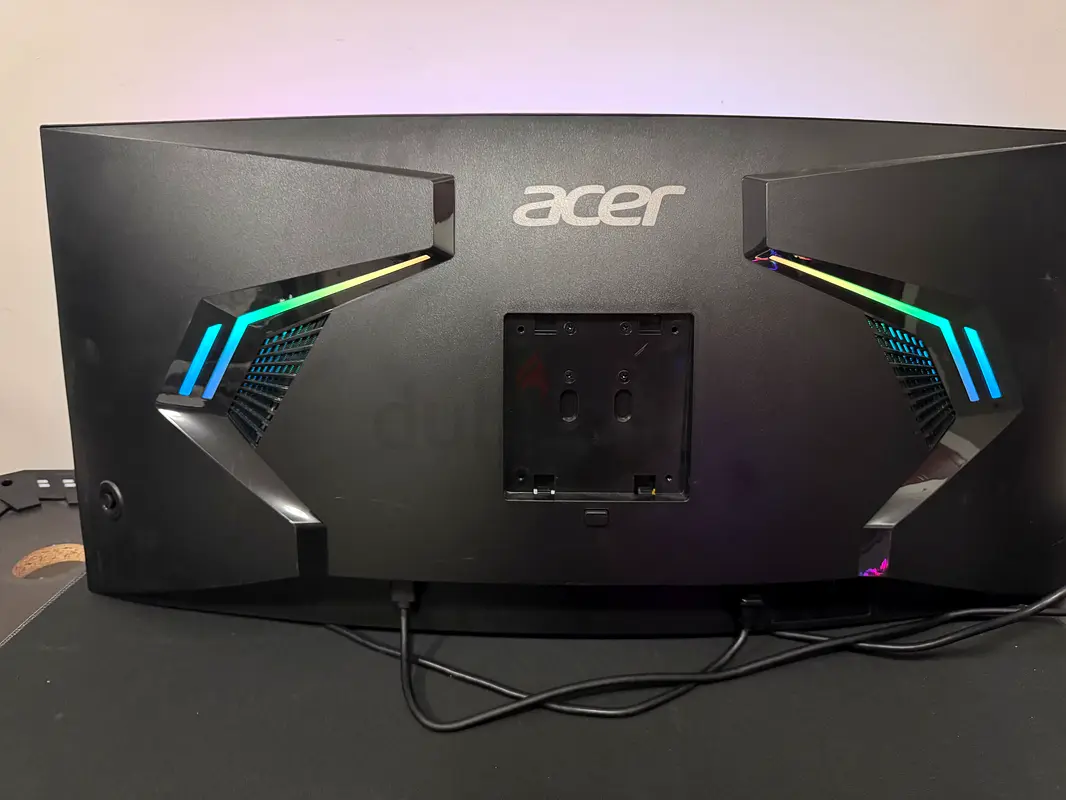 Gaming monitor63256598460161113