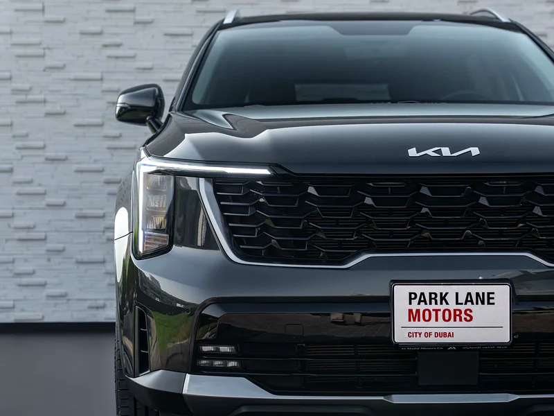 KIA SORENTO • OFFICIAL 5 YEARS AL MAJID MOTORS WARRANTY63151398218243113