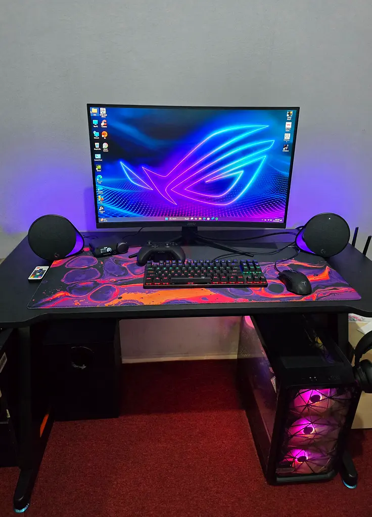 Ultimate High-End Gaming PC Setup63254490816387110