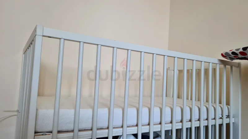 سرير الطفل63207399495555111