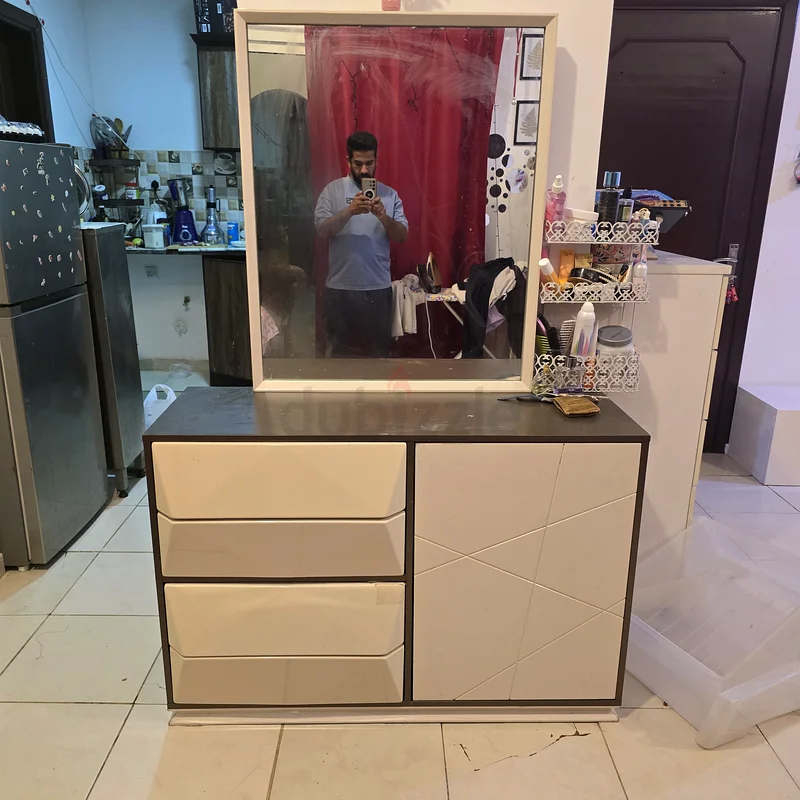 Dressing table63220831132675112
