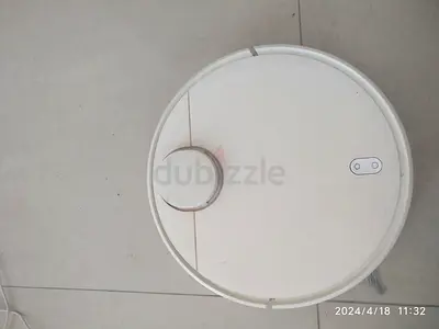 Intelligent Robotic Vacuum Cleaner for Effortless Cleaning!