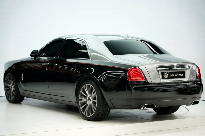 Rolls Royce Ghost | 2018 GCC |63173485474434113