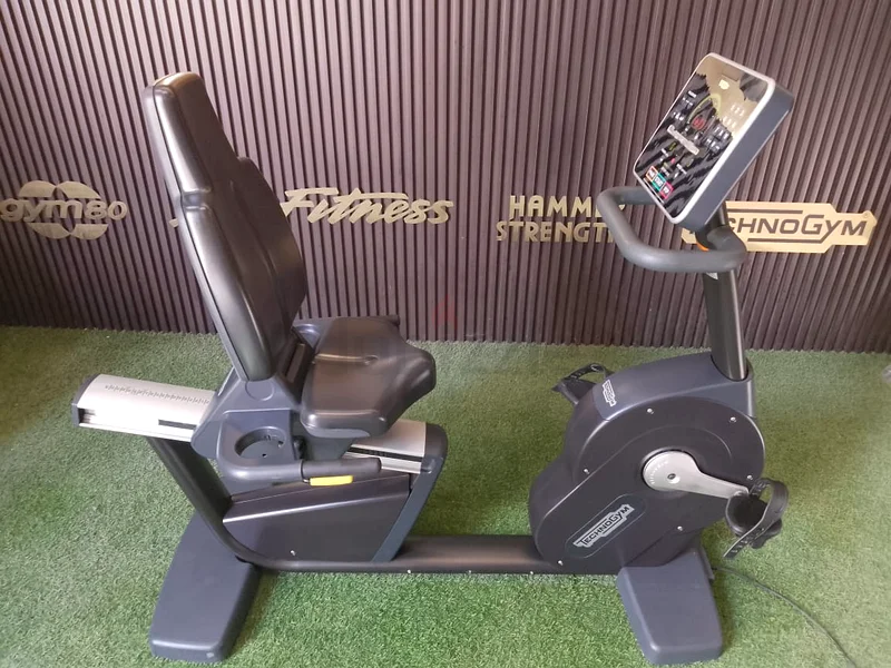 Technogym Forma Recumbent Bike – Used Condition63252438798081114