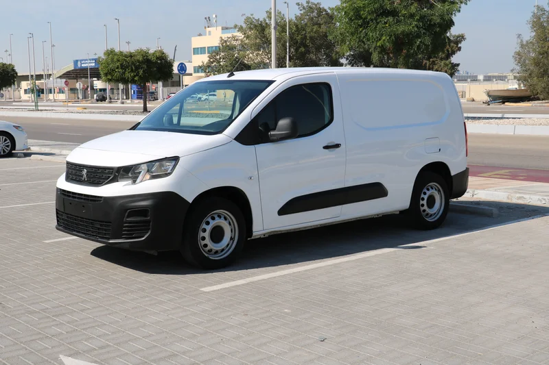 Peugeot Partner 1.6L long Van Cargo Free Accident 2021 بدون حوادث62935671806593112