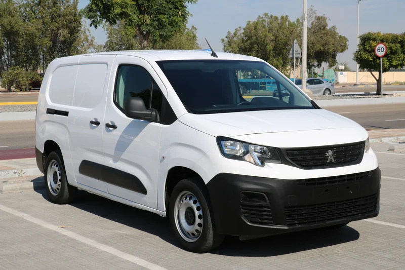 Peugeot Partner 1.6L long Van Cargo Free Accident 2021 بدون حوادث62935671806593114