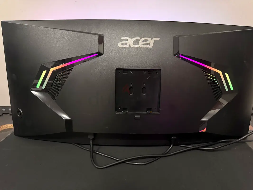 Gaming monitor63256598460161114