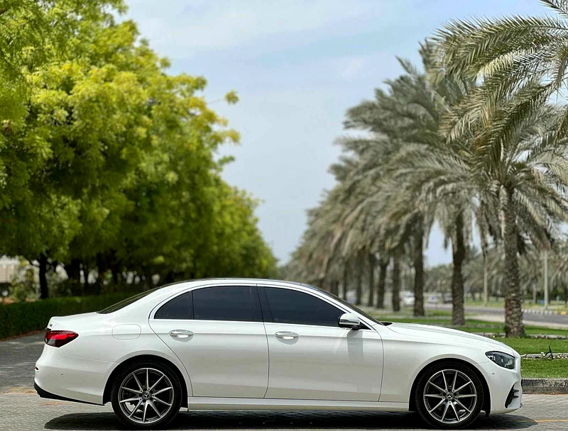 Mercedes E30063161067539331114