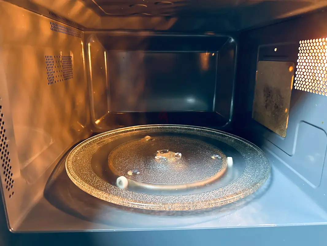 Microwave for sale!63248757168514112