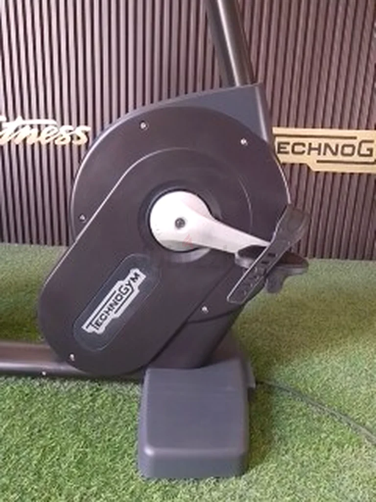 Technogym Forma Recumbent Bike – Used Condition63252438798081111