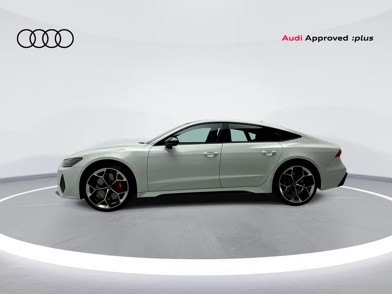 RS7 سبورتباك بيرفورمانس 630 حصان (رقم مرجعي #904533)63168971434754112