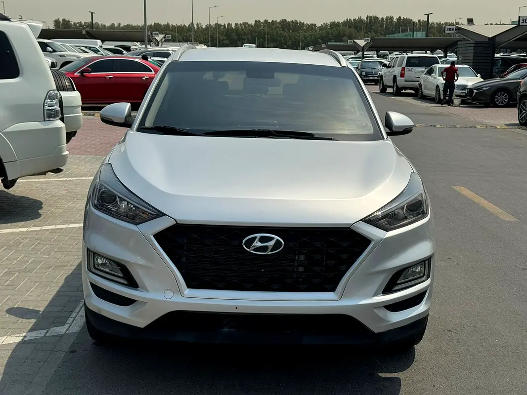 Hyundai Tucson 2019 — photo 1 of 10