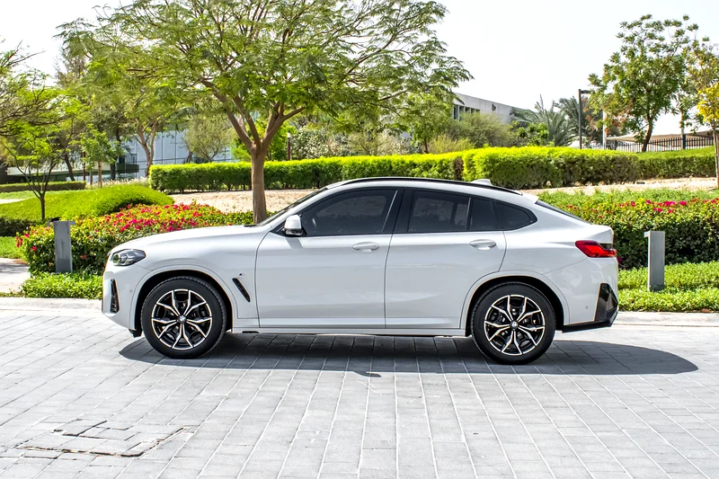AED 3,100  /MONTH | BMW X4 | M-SPORT | WARRANTY| SERVICE CONTRACT | GCC63232141661827113