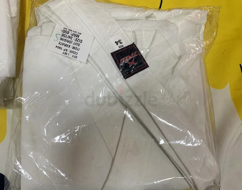 Kids karate dress (unused)for sale( size 34)63239078436611110