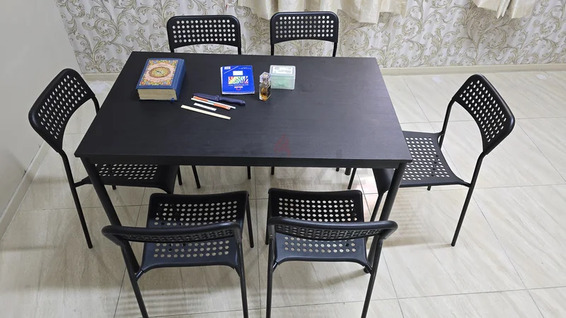 طاولة طعام أIKEA أنيقة مع 6 كراسي62863819000323112