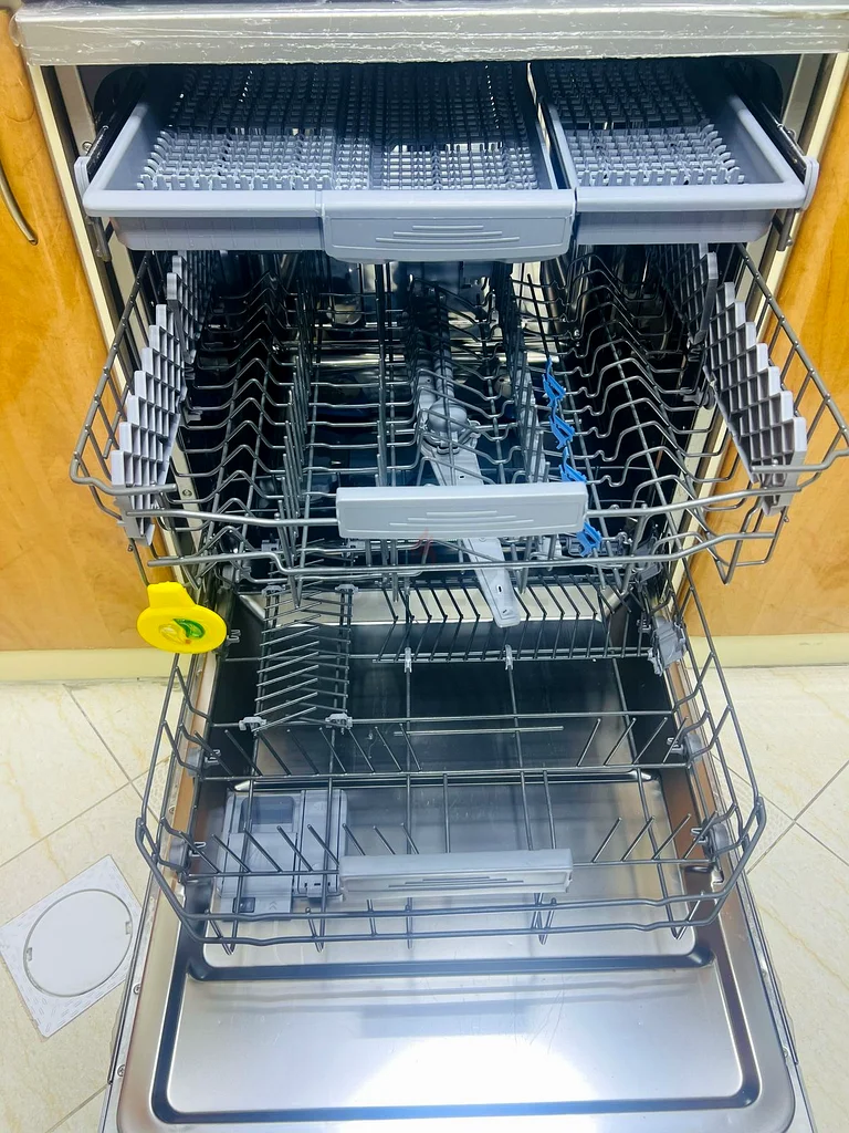 DISHWASHER FOR SALE63250822800385113